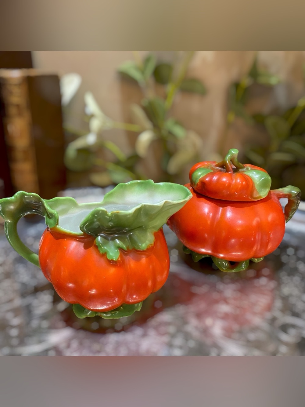 Royal Bayreuth Tomato Vintage Signed Covered Lid Sugar Creamer Set Handled Red